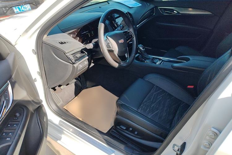 Used Cadillac ATS-L 2017 28T Tech Edition Left Front Seat