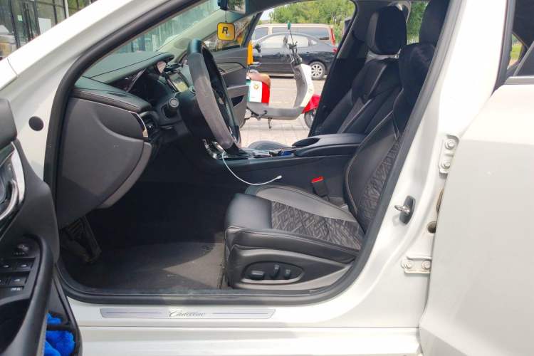 Used Cadillac ATS-L 2017 28T Tech Edition Left Front Seat