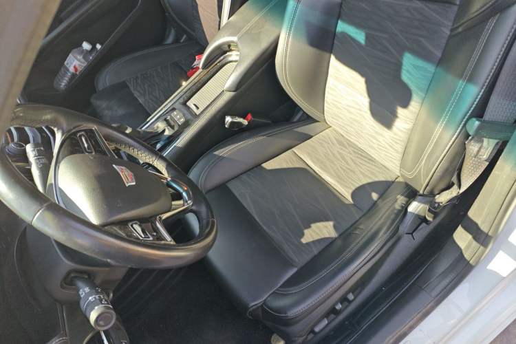 Used Cadillac ATS-L 2017 28T Tech Edition Left Front Seat