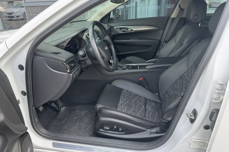 Used Cadillac ATS-L 2017 28T Tech Edition Left Front Seat