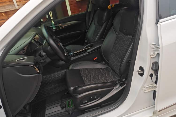Used Cadillac ATS-L 2017 28T Tech Edition Left Front Seat