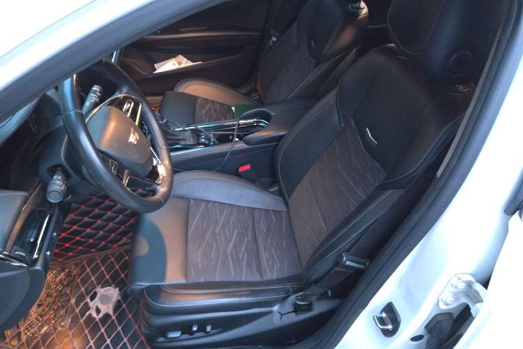 Used Cadillac ATS-L 2017 28T Tech Edition Left Front Seat