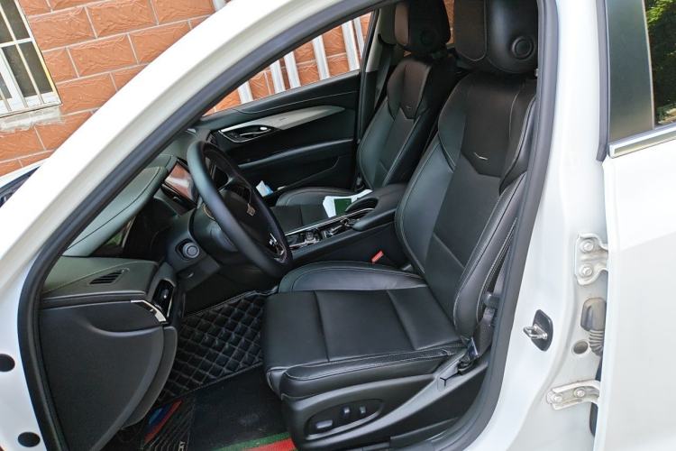 Used Cadillac ATS-L 2017 28T Fashion Edition Left Front Seat
