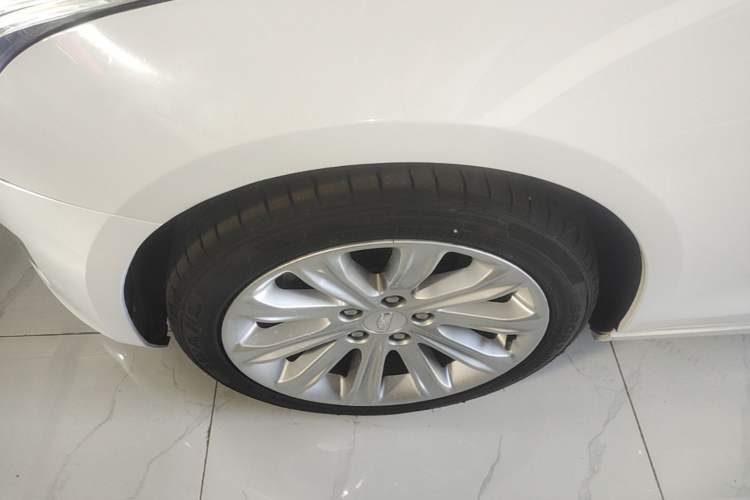 Used Cadillac ATS-L 2017 28T Fashion Edition Left Front Wheel Hub
