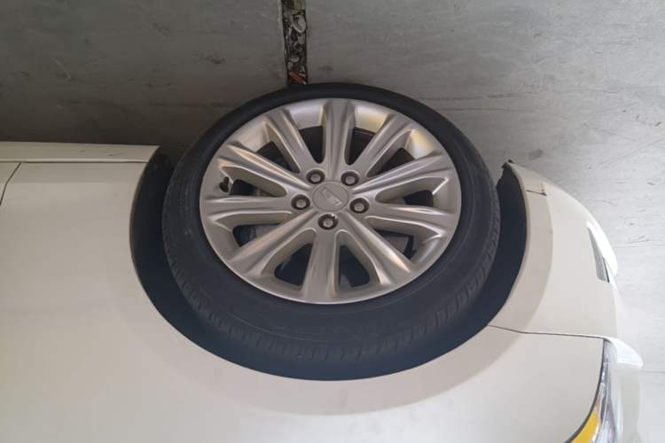 Used Cadillac ATS-L 2017 28T Fashion Edition Left Front Wheel Hub