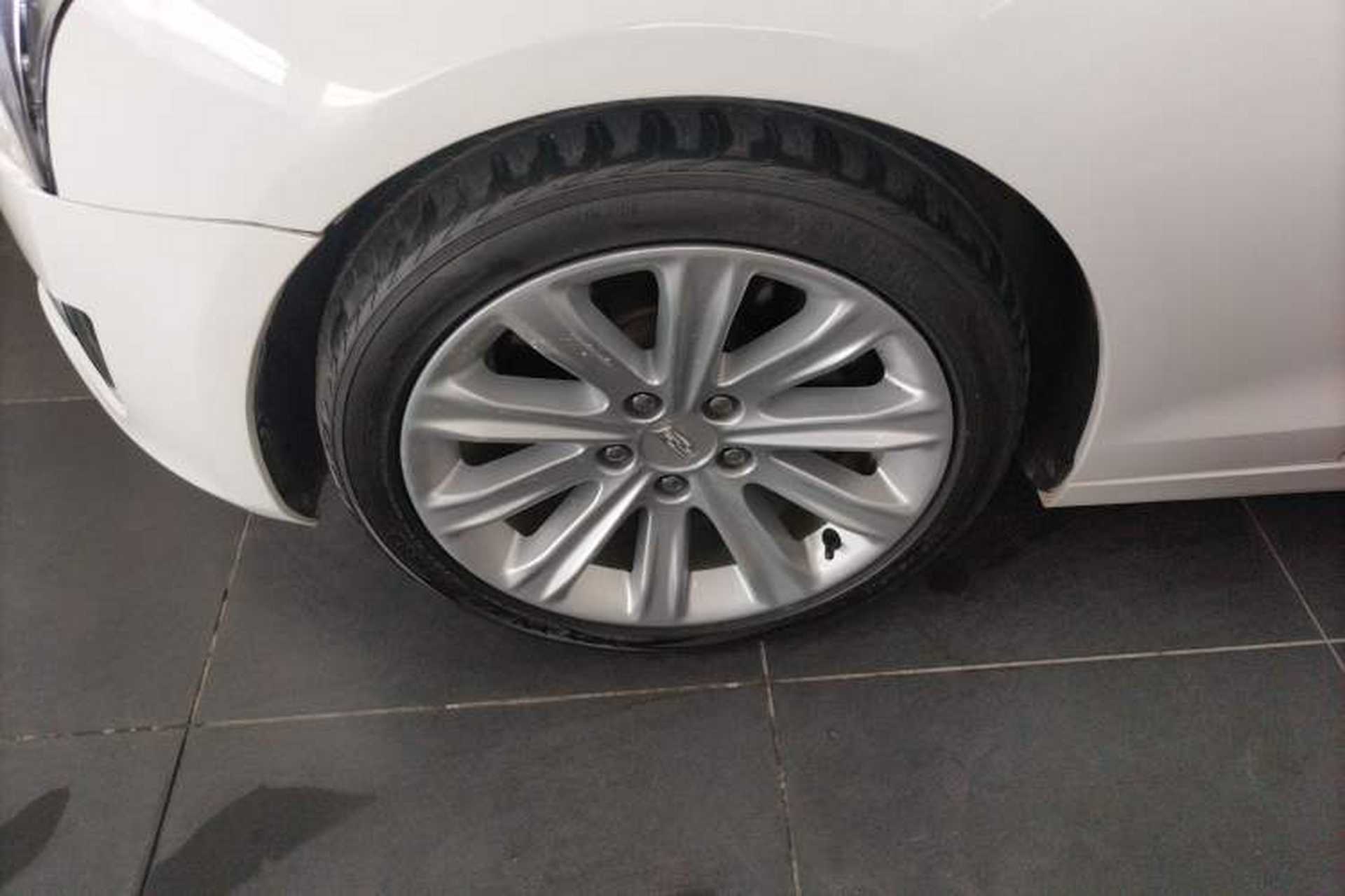 Used Cadillac ATS-L 2017 28T Tech Edition Left Front Wheel Hub