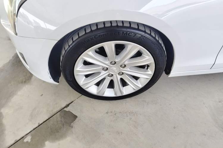 Used Cadillac ATS-L 2017 28T Tech Edition Left Front Wheel Hub