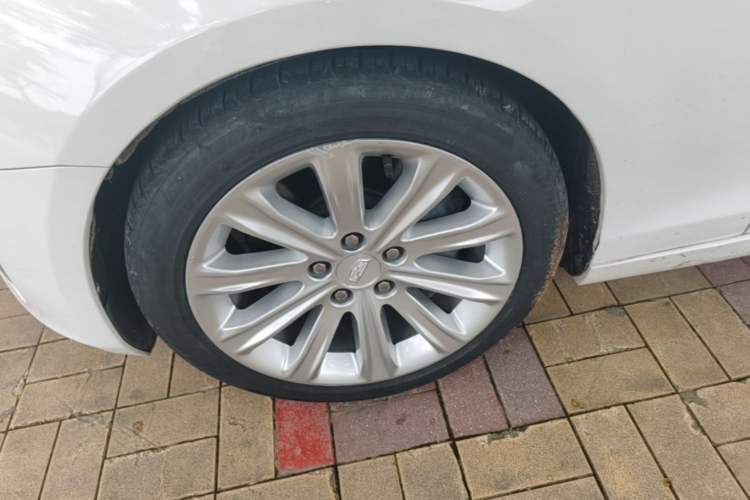 Used Cadillac ATS-L 2017 28T Fashion Edition Left Front Wheel Hub