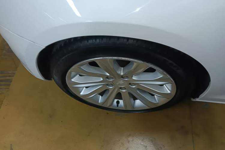 Used Cadillac ATS-L 2017 28T Fashion Edition Left Front Wheel Hub