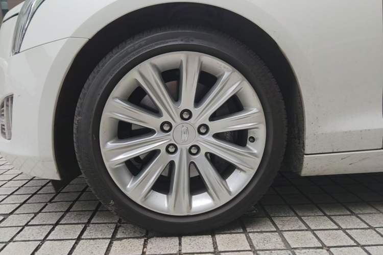 Used Cadillac ATS-L 2017 28T Tech Edition Left Front Wheel Hub