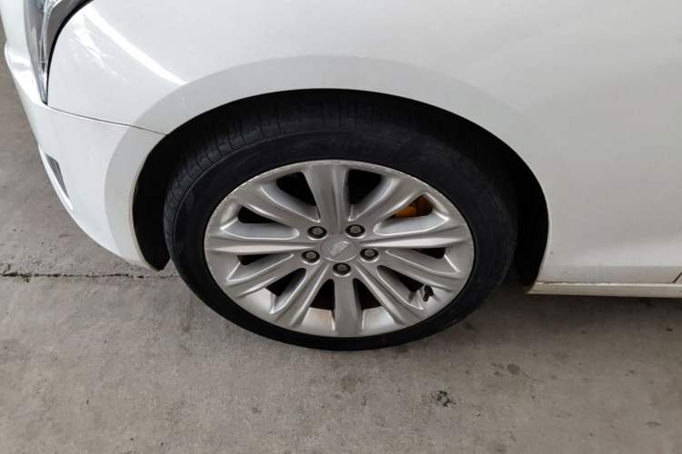 Used Cadillac ATS-L 2017 28T Fashion Edition Left Front Wheel Hub