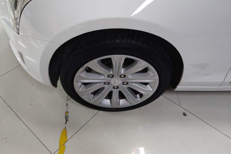 Used Cadillac ATS-L 2017 28T Fashion Edition Left Front Wheel Hub