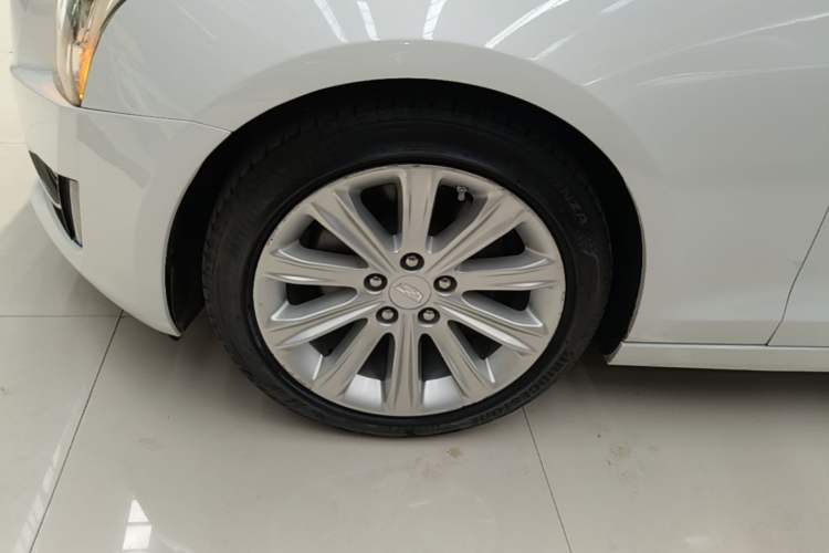 Used Cadillac ATS-L 2017 28T Tech Edition Left Front Wheel Hub