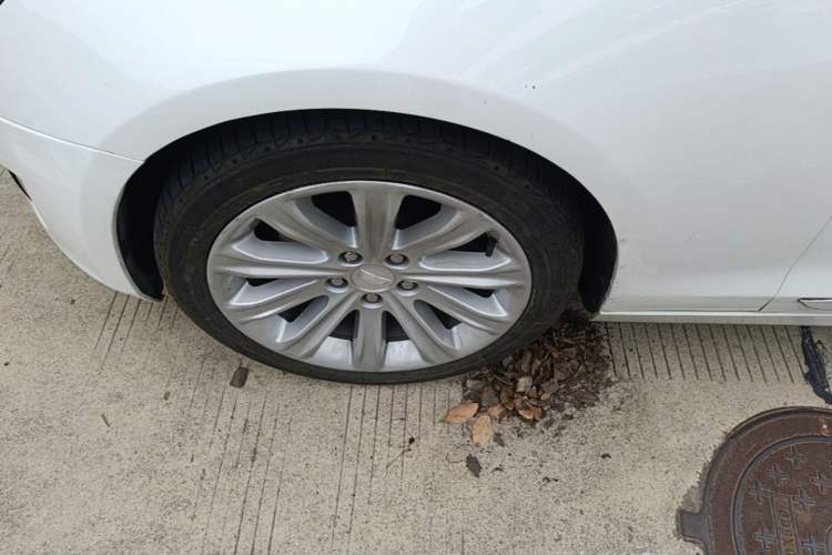 Used Cadillac ATS-L 2017 28T Fashion Edition Left Front Wheel Hub