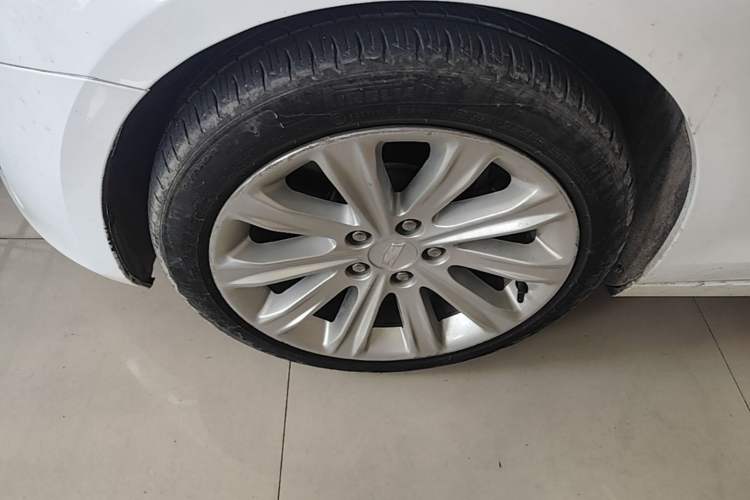 Used Cadillac ATS-L 2017 28T Fashion Edition Left Front Wheel Hub