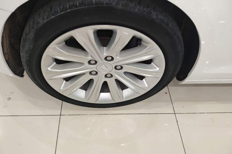Used Cadillac ATS-L 2017 28T Fashion Edition Left Front Wheel Hub