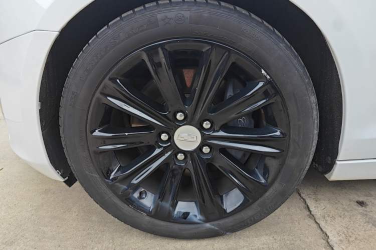 Used Cadillac ATS-L 2017 28T Fashion Edition Left Front Wheel Hub
