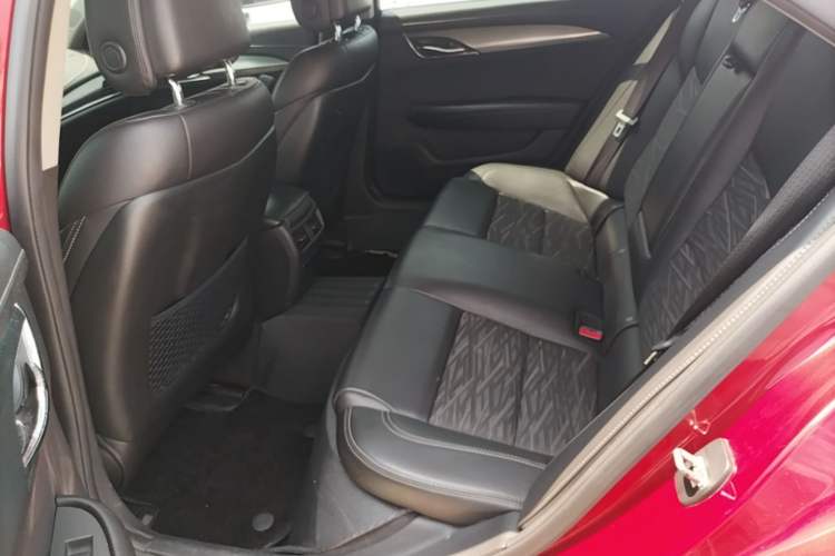 Used Cadillac ATS-L 2017 28T Tech Edition Left Rear Seat