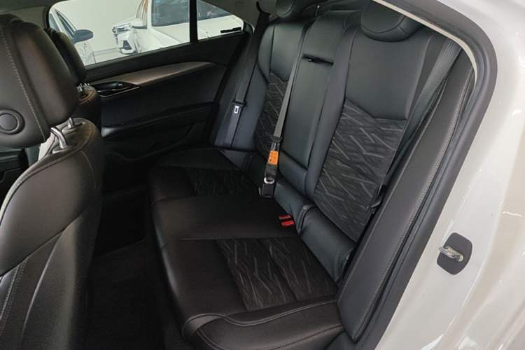 Used Cadillac ATS-L 2017 28T Tech Edition Left Rear Seat
