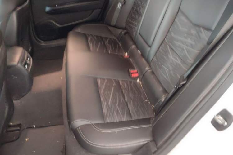 Used Cadillac ATS-L 2017 28T Tech Edition Left Rear Seat