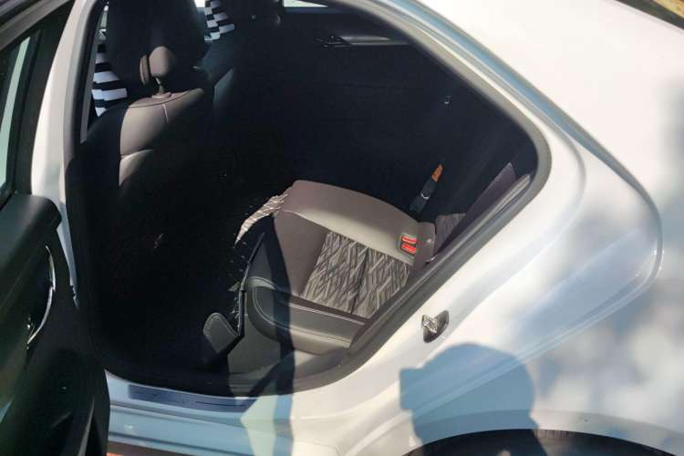 Used Cadillac ATS-L 2017 28T Tech Edition Left Rear Seat