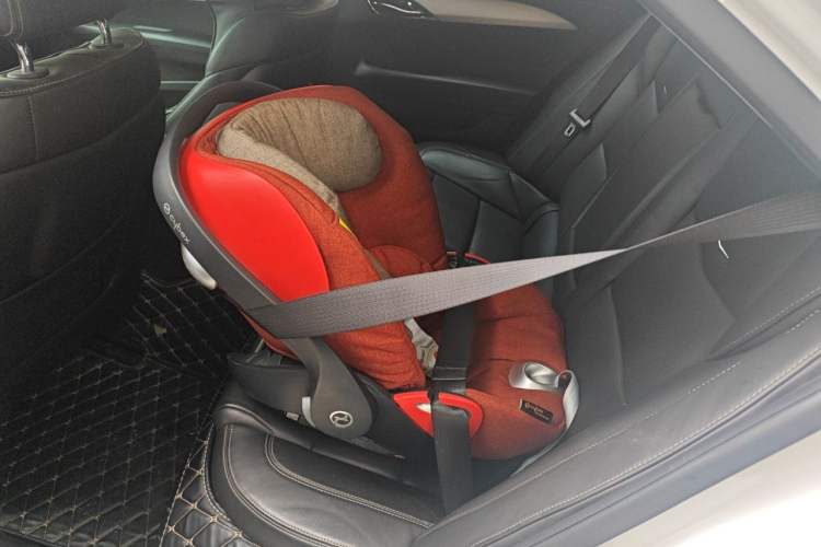 Used Cadillac ATS-L 2017 28T Fashion Edition Left Rear Seat