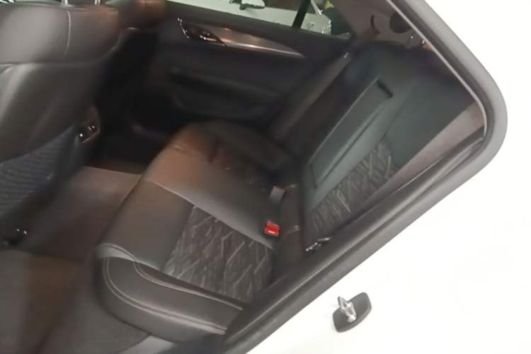 Used Cadillac ATS-L 2017 28T Tech Edition Left Rear Seat