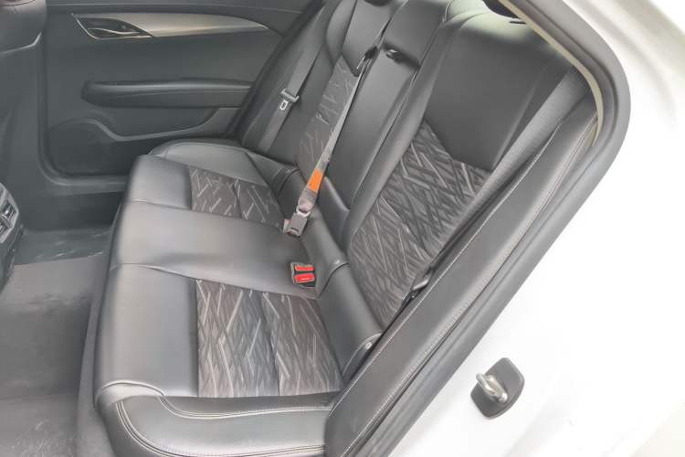 Used Cadillac ATS-L 2017 28T Tech Edition Left Rear Seat