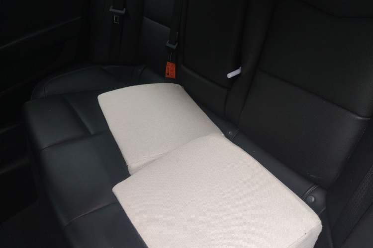 Used Cadillac ATS-L 2017 28T Fashion Edition Left Rear Seat