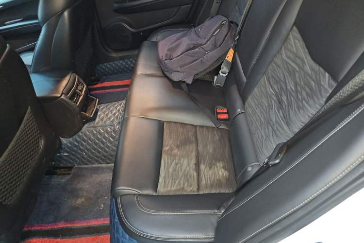 Used Cadillac ATS-L 2017 28T Fashion Edition Left Rear Seat