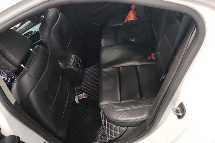 Used Cadillac ATS-L 2017 28T Fashion Edition Left Rear Seat
