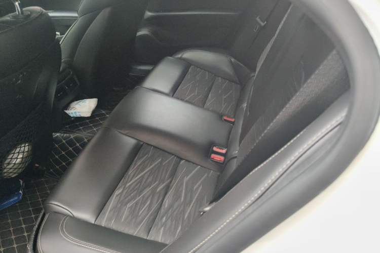 Used Cadillac ATS-L 2017 28T Tech Edition Left Rear Seat