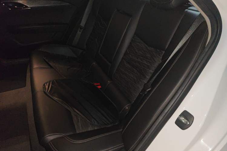 Used Cadillac ATS-L 2017 28T Tech Edition Left Rear Seat
