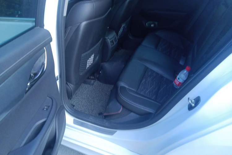 Used Cadillac ATS-L 2017 28T Tech Edition Left Rear Seat