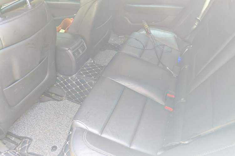 Used Cadillac ATS-L 2017 28T Fashion Edition Left Rear Seat