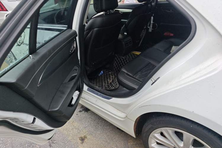 Used Cadillac ATS-L 2017 28T Tech Edition Left Rear Seat