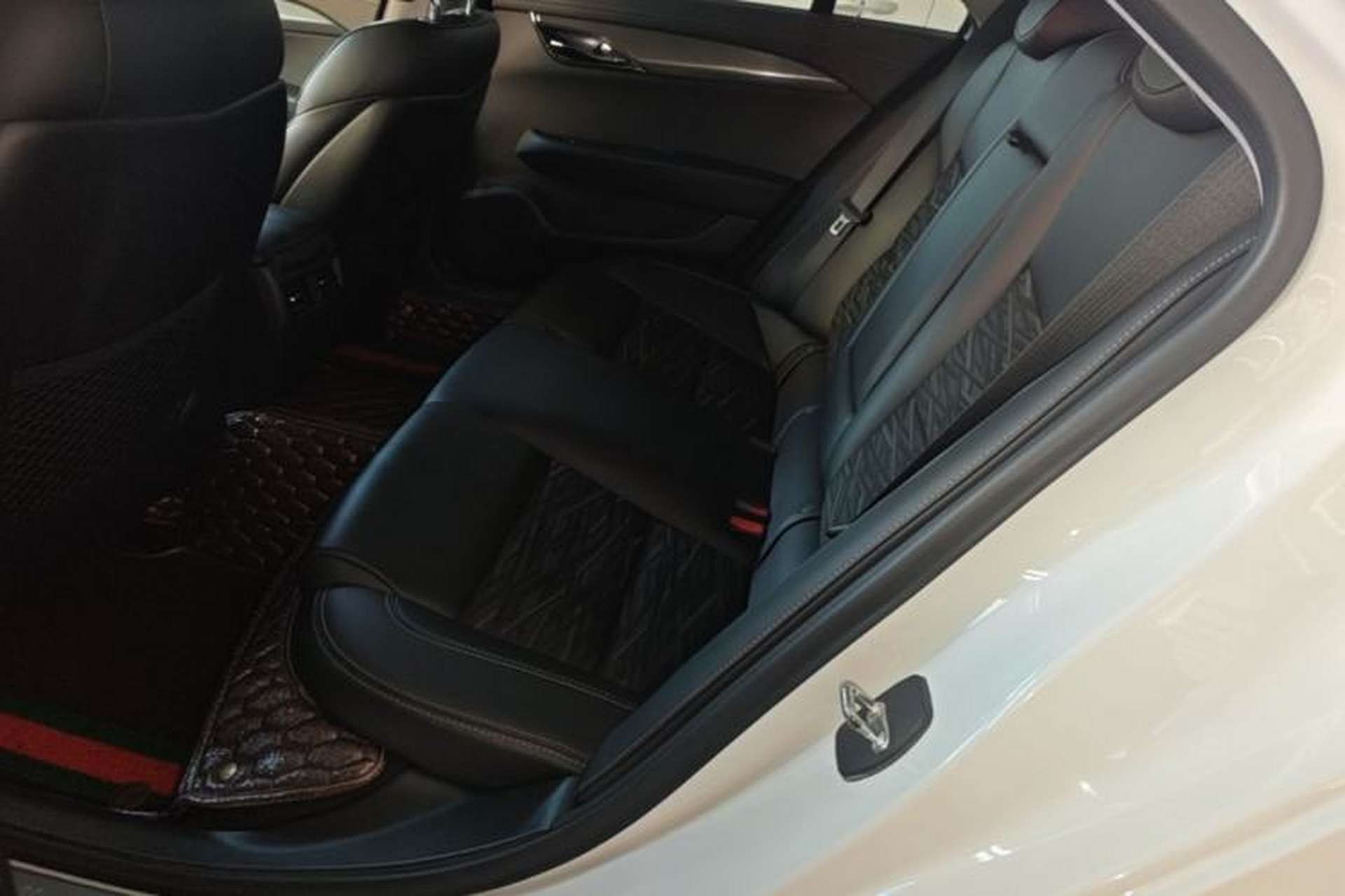 Used Cadillac ATS-L 2017 28T Tech Edition Left Rear Seat