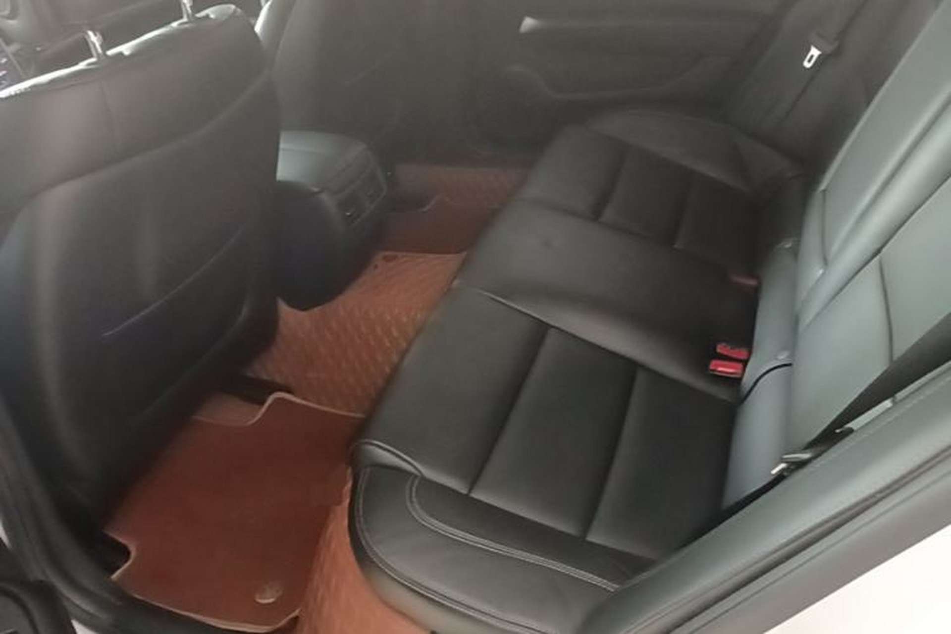 Used Cadillac ATS-L 2017 28T Fashion Edition Left Rear Seat