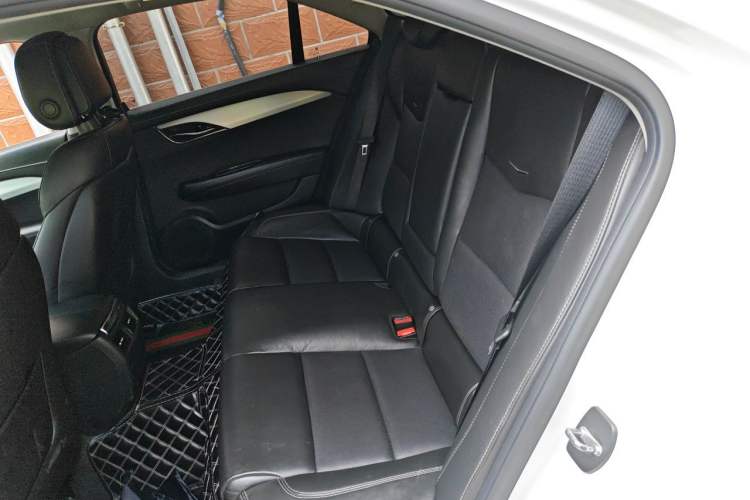 Used Cadillac ATS-L 2017 28T Fashion Edition Left Rear Seat