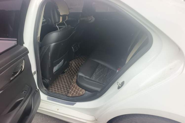 Used Cadillac ATS-L 2017 28T Tech Edition Left Rear Seat