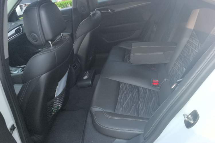 Used Cadillac ATS-L 2017 28T Tech Edition Left Rear Seat