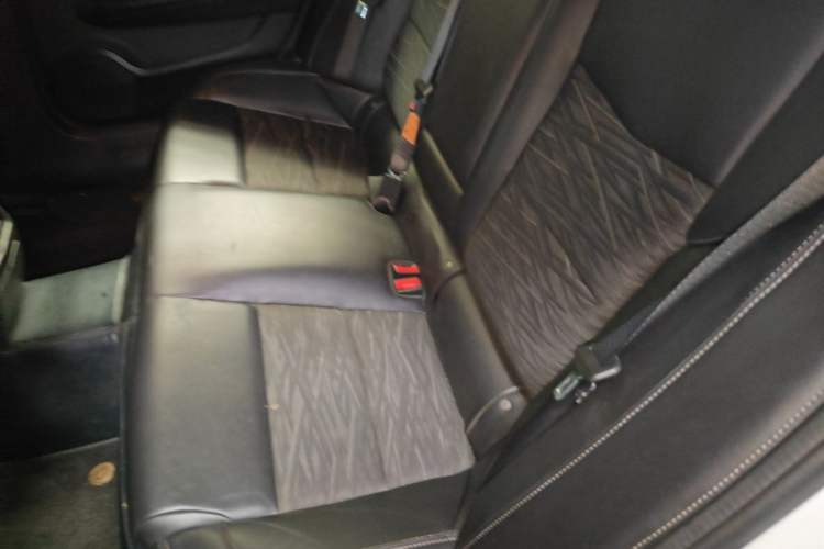 Used Cadillac ATS-L 2017 28T Tech Edition Left Rear Seat
