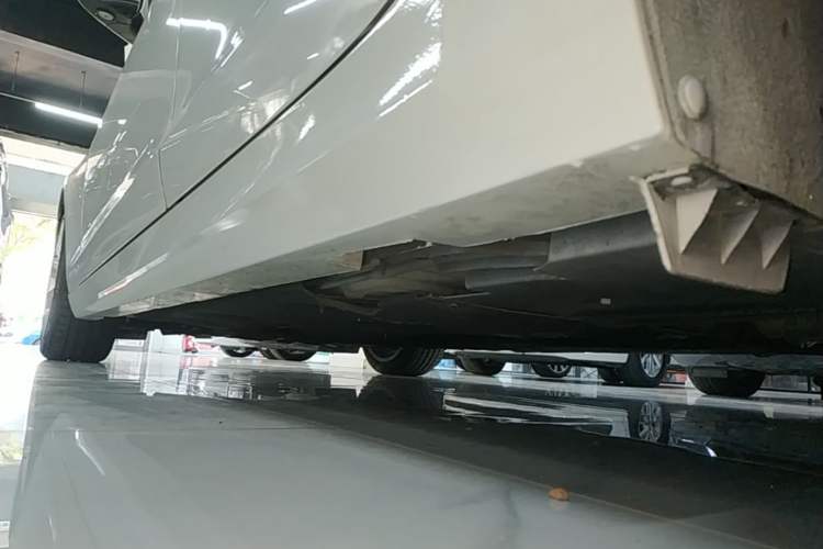 Used Cadillac ATS-L 2017 28T Tech Edition Left Side Sill