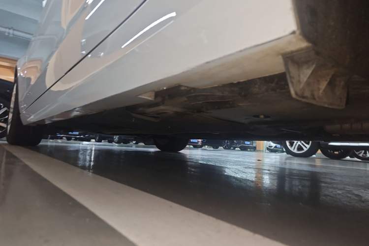 Used Cadillac ATS-L 2017 28T Tech Edition Left Side Sill