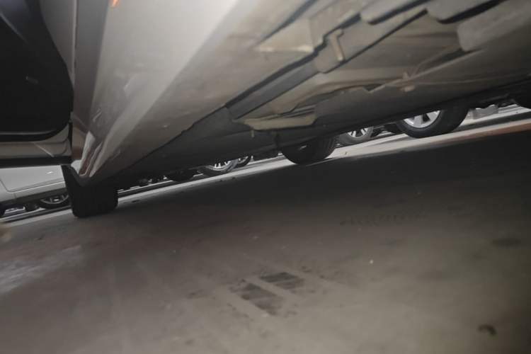 Used Cadillac ATS-L 2017 28T Tech Edition Left Side Sill