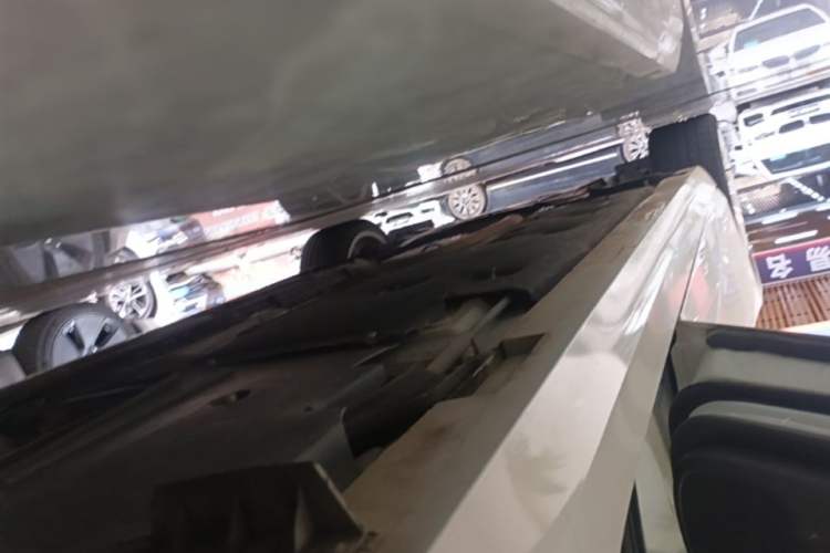 Used Cadillac ATS-L 2017 28T Tech Edition Left Side Sill