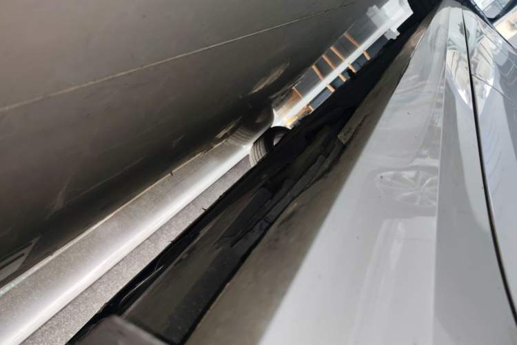 Used Cadillac ATS-L 2017 28T Tech Edition Left Side Sill