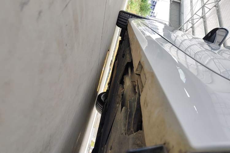 Used Cadillac ATS-L 2017 28T Tech Edition Left Side Sill