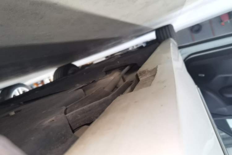 Used Cadillac ATS-L 2017 28T Fashion Edition Left Side Sill