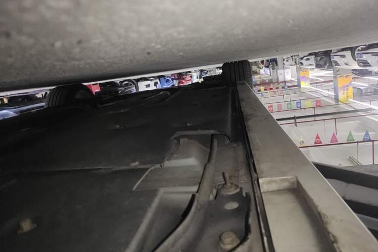 Used Cadillac ATS-L 2017 28T Fashion Edition Left Side Sill